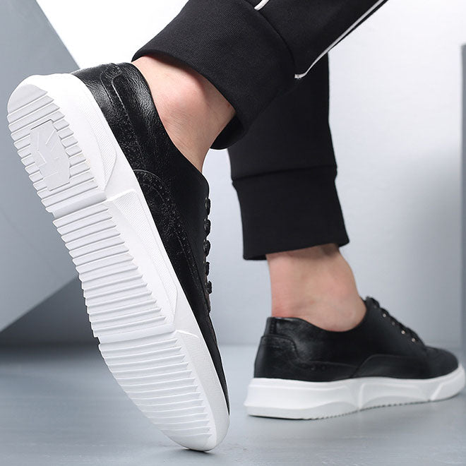 Adrián Brogue Detail Sneakers